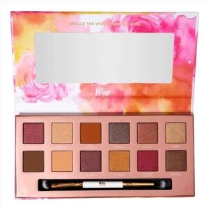 Mia Del Mar Novelera Eyeshadow Palette